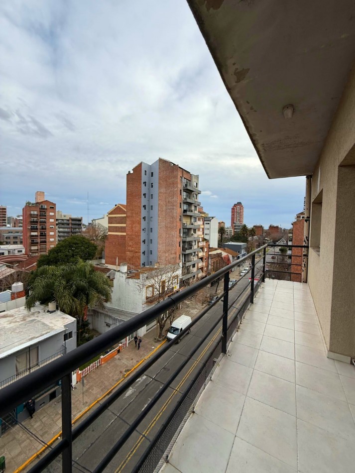 Hermoso departamento de 2 ambientes en Tigre centro.